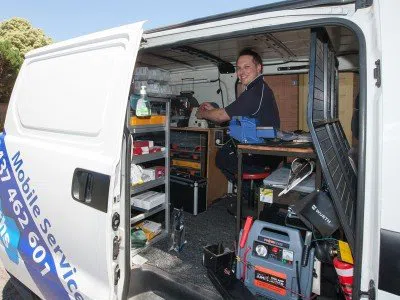 Master Locksmith Store Granada Hills, CA 818-491-5034 - 24-hr-mobile-locksmith